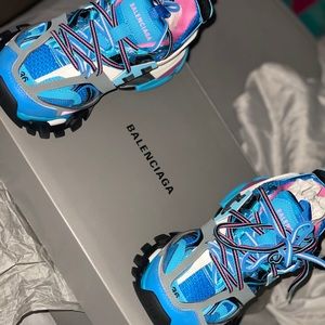 Balenciaga Track women’s sneaker